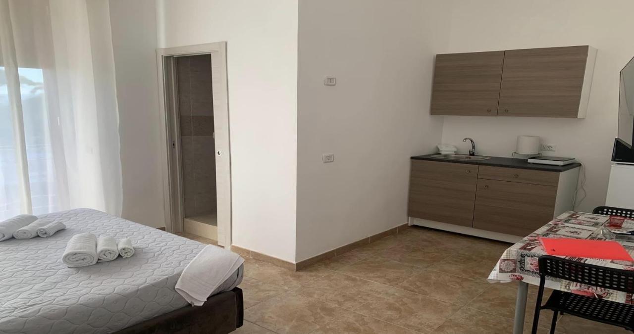 Miris Home Fast And Comfortable With Self Check In 8 Minutes Walk Near Naples Airport エクステリア 写真